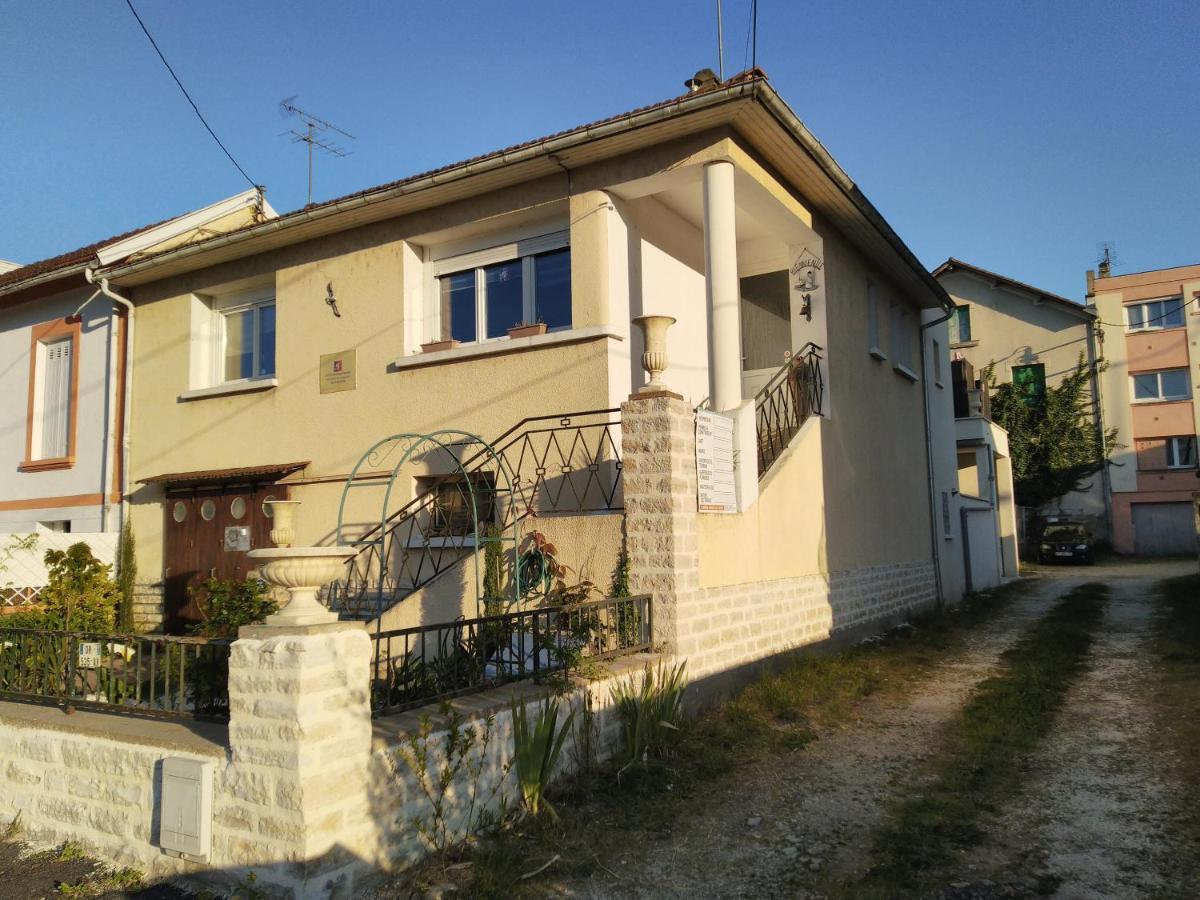 Chambre Cesar B&B- Au 1Er - Villa Chaumonty Perigueux Exterior photo